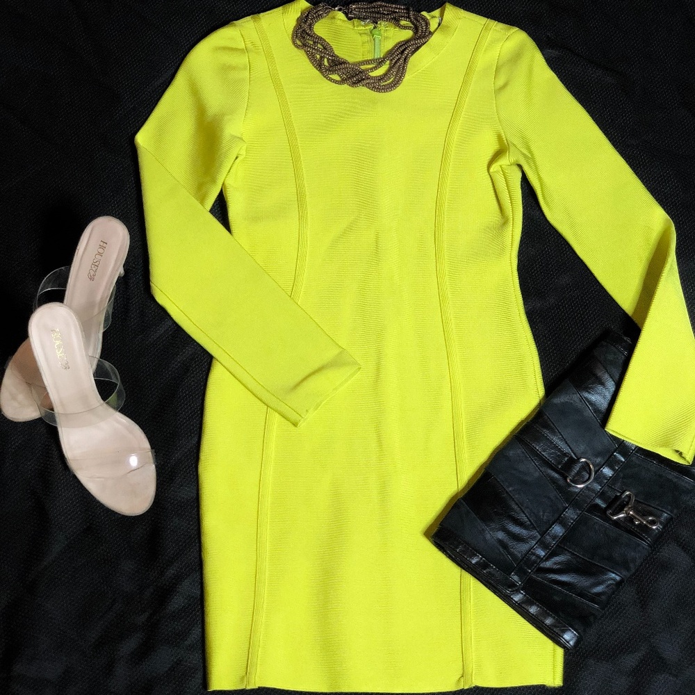 Neon Green Long Sleeve Body con Dresses.